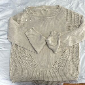 New without tags. American Eagle sweater size XS